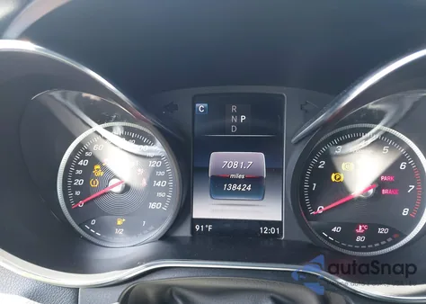 2017 Mercedes-Benz Glc 300 z USA, uszkodzony, nr VIN WDC0G4JBXHF125030